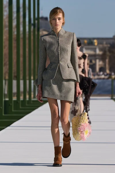 Look 55